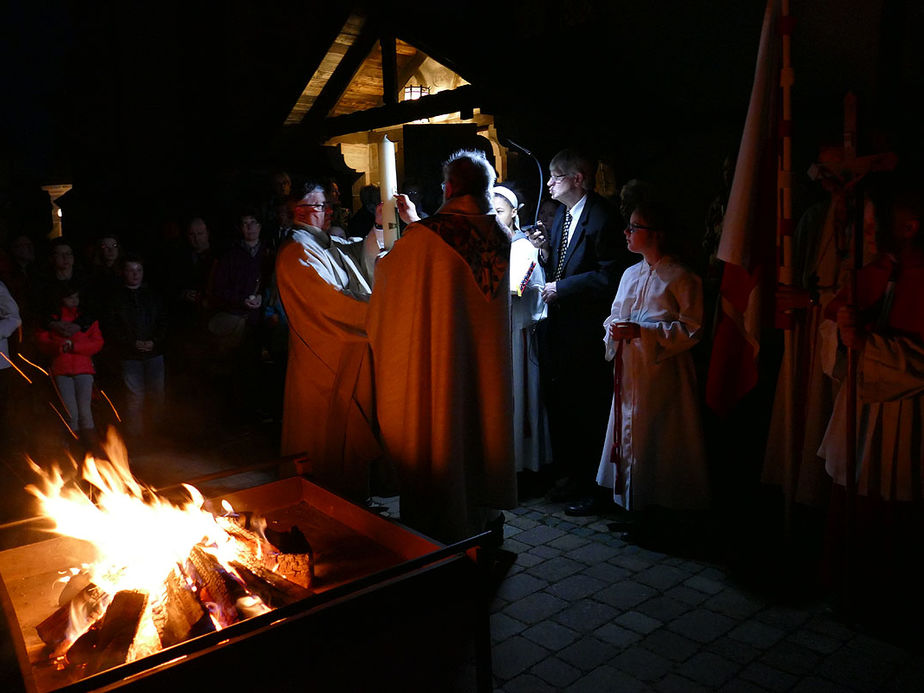 Lumen Christi - Auferstehungsmesse in St. Crescentius (Foto: Karl-Franz Thiede)